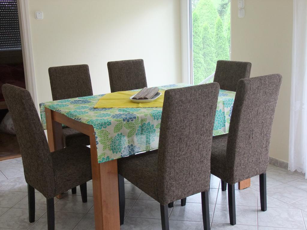 Levente Apartman Balatongyörök Esterno foto